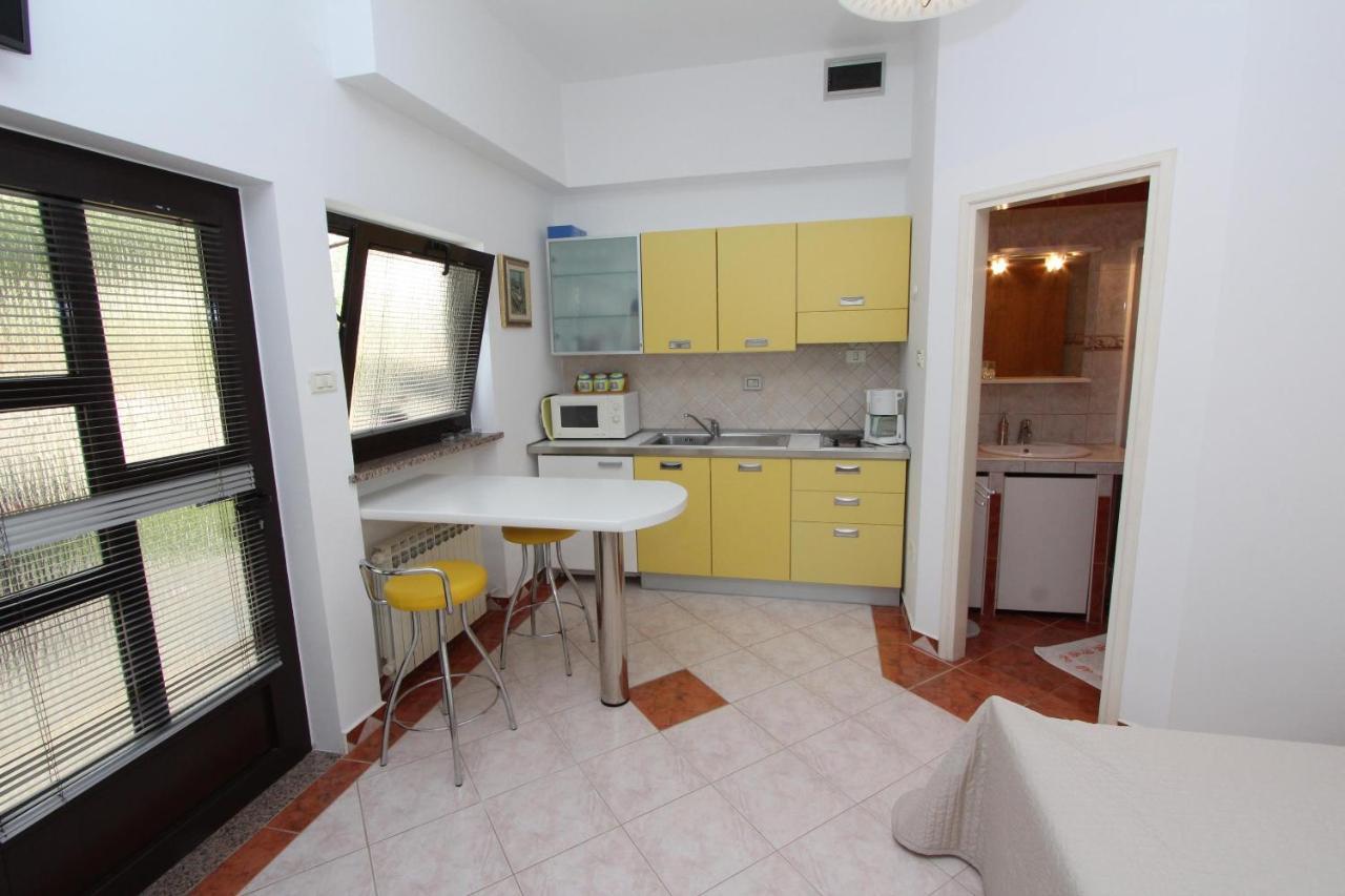 Buric Apartment